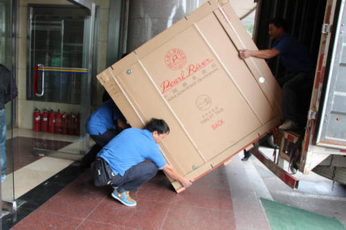 哈巴河钢琴贵重工艺品无忧运